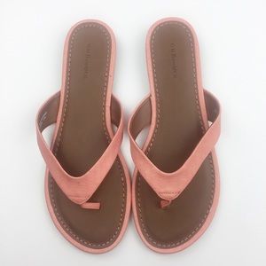 NWOT G. H. Bass & Co. Coral Sandals (size 8M)